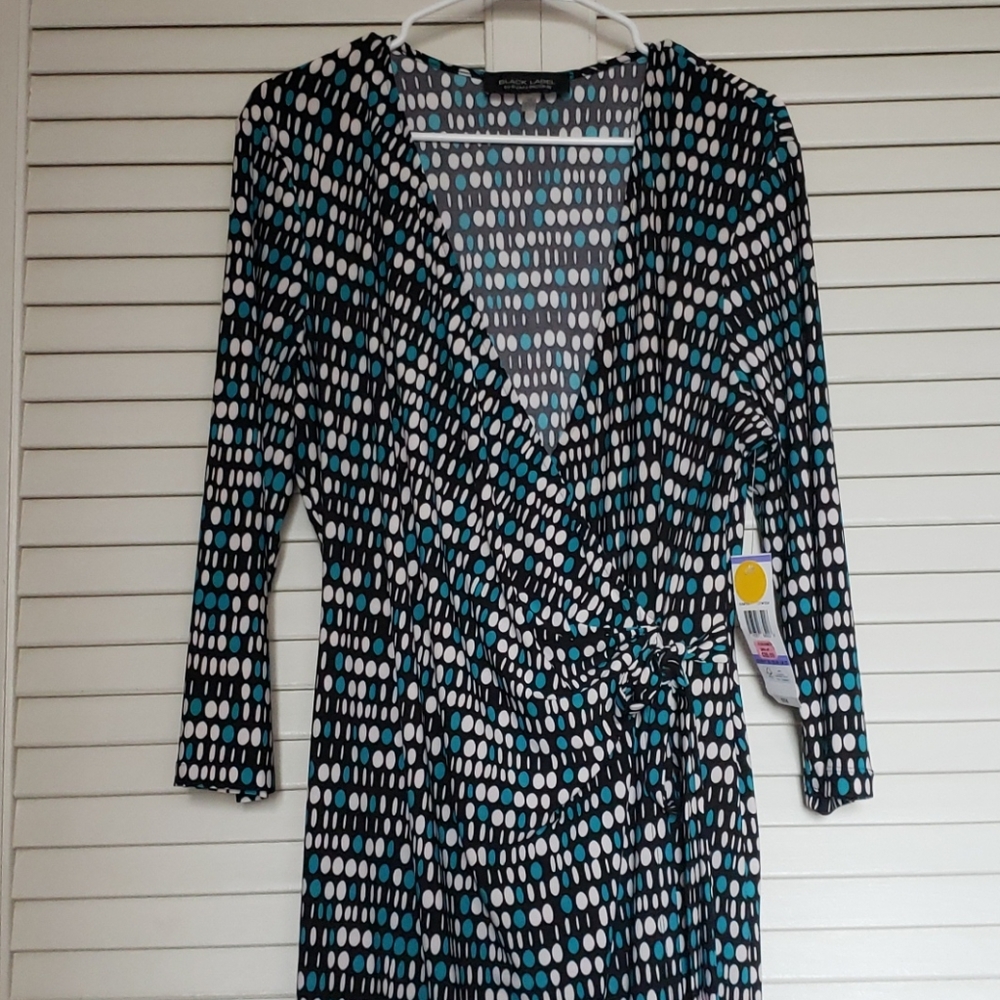 Knee length wrap dress size 18
